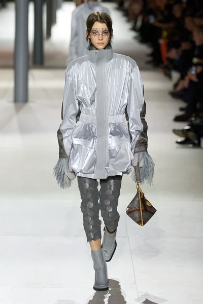 Look 6